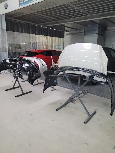 CENTRUM BLACHARSKO - LAKIERNICZE SAMKO